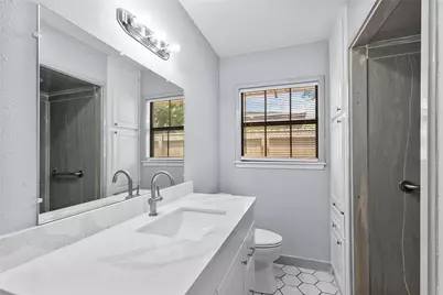 1421 16th Avenue N, Texas City, TX 77590 - Photo 22