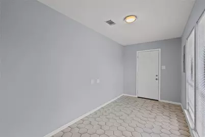 1421 16th Avenue N, Texas City, TX 77590 - Photo 14