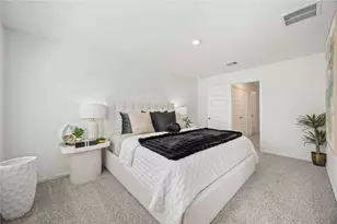 5930 Manning Oaks St, Houston, TX 77091 - Photo 8