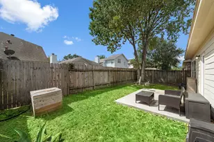 18319 Hillingdon Ln, Tomball, TX 77377 - Photo 32