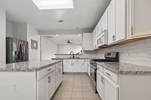 19303 Chislestone Ln, Katy, TX 77449 - Photo 12