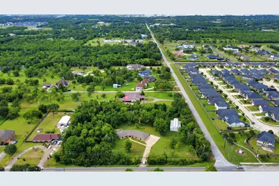 7825 Hughes Ranch Road, Pearland, TX 77581 - Photo 28