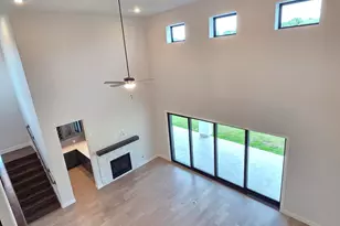 9802 Hunters Run Dr, Missouri City, TX 77459 - Photo 6