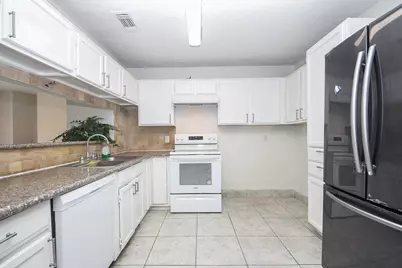 9231 Homeland Drive, Houston, TX 77083 - Photo 8