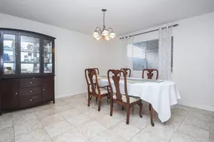 9231 Homeland Dr, Houston, TX 77083 - Photo 10