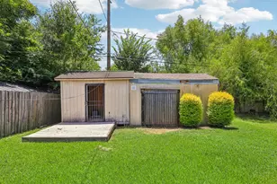 4516 Dewberry St, Houston, TX 77021 - Photo 22