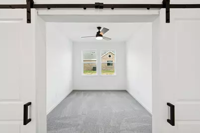 304 Boulden Court, Sealy, TX 77474 - Photo 12