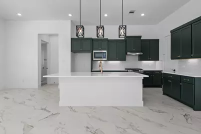 12139 Canal View Boulevard, Mont Belvieu, TX 77580 - Photo 8