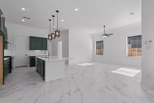 12139 Canal View Blvd, Mont Belvieu, TX 77580 - Photo 10