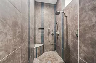 1601 Pine Chase Dr, Houston, TX 77055 - Photo 20