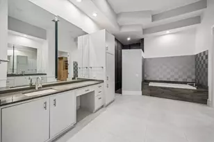 1601 Pine Chase Dr, Houston, TX 77055 - Photo 18