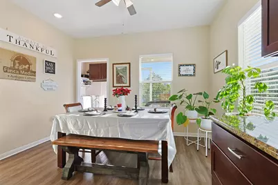 9810 Oak Leaf Drive, Baytown, TX 77521 - Photo 14