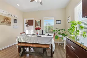 9810 Oak Leaf Dr, Baytown, TX 77521 - Photo 14