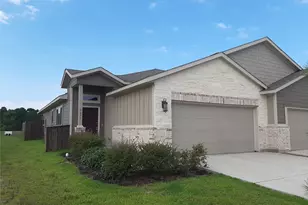 9877 Grosbeak Ln, Magnolia, TX 77354 - Photo 2