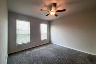 9877 Grosbeak Ln, Magnolia, TX 77354 - Photo 10