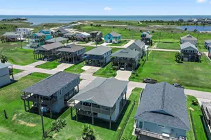 23171 Fresca St, Galveston, TX 77554 - Photo 32