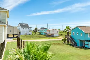 23171 Fresca St, Galveston, TX 77554 - Photo 12