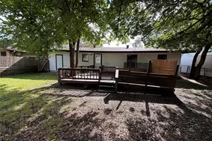 822 Harvard St, Deer Park, TX 77536 - Photo 10