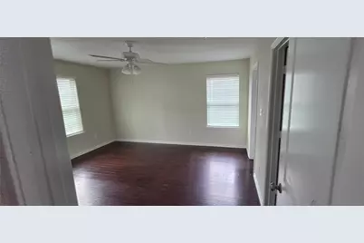 725 E Columbus Drive, Wharton, TX 77488 - Photo 10