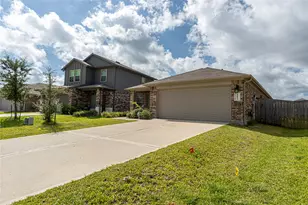 14833 Cypress Holw Dr, New Caney, TX 77357 - Photo 16