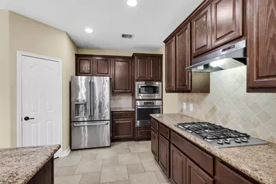 25314 Pineglen Terrace Drive, Spring, TX 77389 - Photo 12