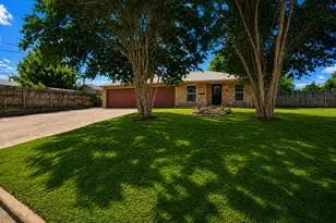 12810 Indianapolis St, Houston, TX 77015 - Photo 2