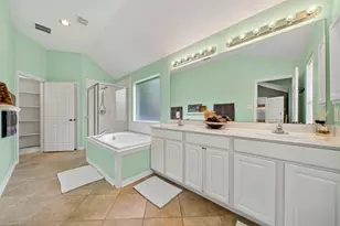 15015 Cozy Hollow Ln, Houston, TX 77044 - Photo 24