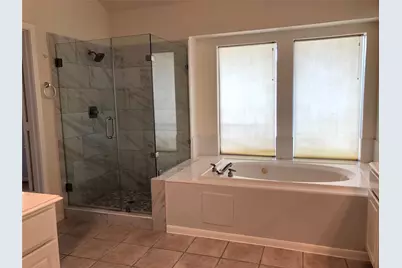 18126 Somerset Knolls, Houston, TX 77094 - Photo 14