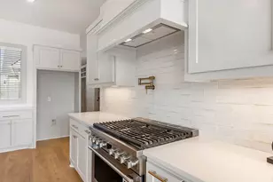 5656 Mill Water Ct, Bryan, TX 77808 - Photo 12