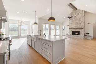 5656 Mill Water Ct, Bryan, TX 77808 - Photo 2