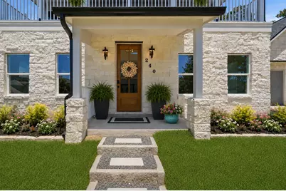 240 Sarasota Circle S, Montgomery, TX 77356 - Photo 2