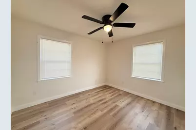 7224 Lakewood Drive, Houston, TX 77016 - Photo 8