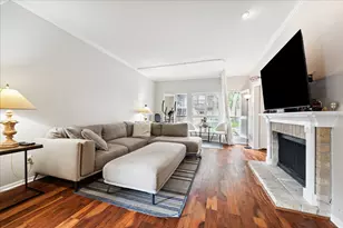 11711 Memorial Dr, Houston, TX 77024 - Photo 4