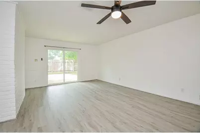 12266 Huntington Venture Drive, Houston, TX 77099 - Photo 26
