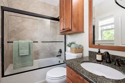 1112 Peveto Street #C, Houston, TX 77019 - Photo 16