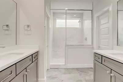 2781 Clinton Drive, Houston, TX 77020 - Photo 8