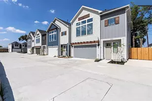 7704 Nasser Ln, Houston, TX 77055 - Photo 2
