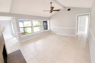3403 Woodstream Pl, Sugar Land, TX 77479 - Photo 10