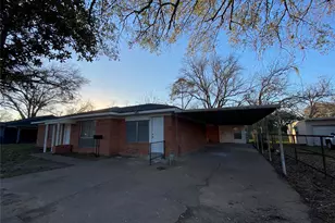 1105 Alice St, Sweeny, TX 77480 - Photo 2