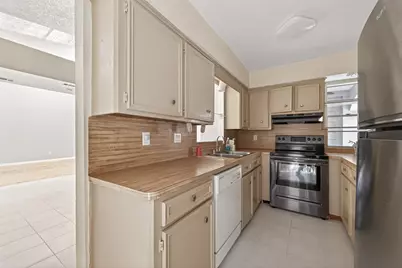 4410 Wildacres Drive, Houston, TX 77072 - Photo 14