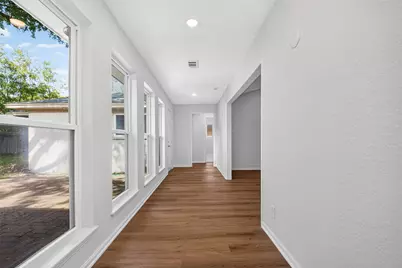 3611 Plum Hollow Drive, Houston, TX 77059 - Photo 22