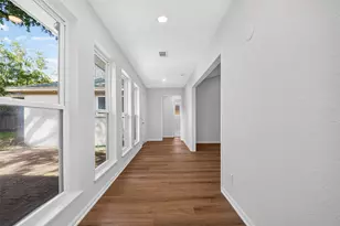 3611 Plum Hollow Dr, Houston, TX 77059 - Photo 22