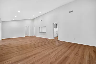 3611 Plum Hollow Drive, Houston, TX 77059 - Photo 10