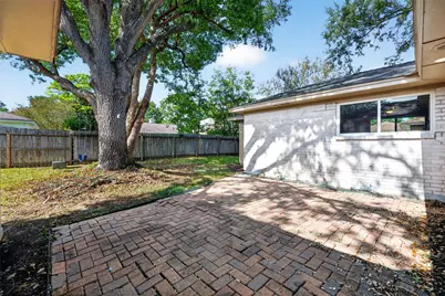 3611 Plum Hollow Drive, Houston, TX 77059 - Photo 44