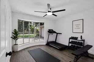 4322 Brandemere Way St, Houston, TX 77066 - Photo 2
