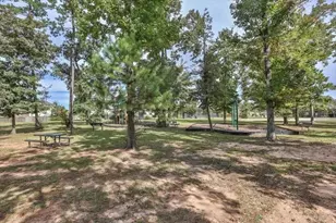 974 Gowan Dr, Conroe, TX 77301 - Photo 30