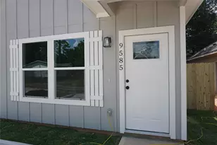 9868 Arbor Oak St, Willis, TX 77318 - Photo 2