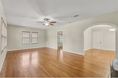 4410 Pease Street #2, Houston, TX 77023 - Photo 6