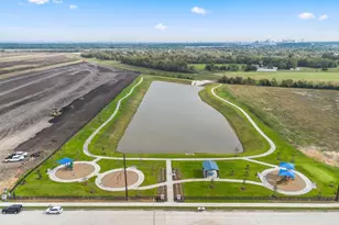 9011 Bay Ldg Ln, Baytown, TX 77521 - Photo 6