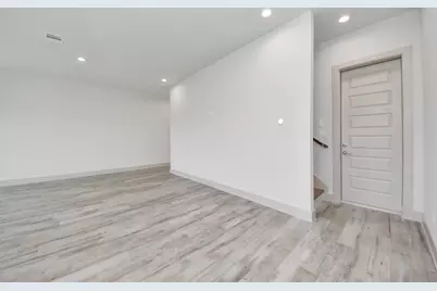 12806 Cozumel Lane, Houston, TX 77045 - Photo 10